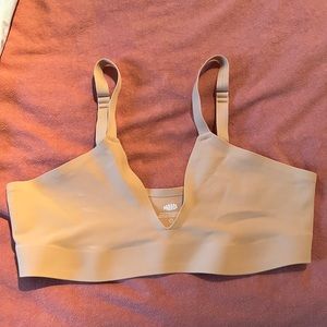 Parade Smooth Lift Triangle Bralette | Seamless Universal 
L / Cinnamon Roll